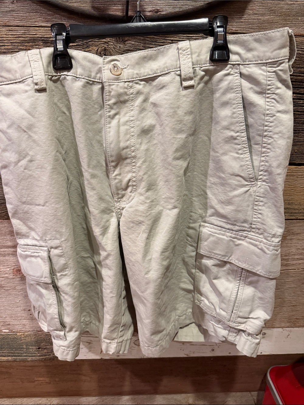 Dockers Men’s Cargo Shorts in Light Khaki